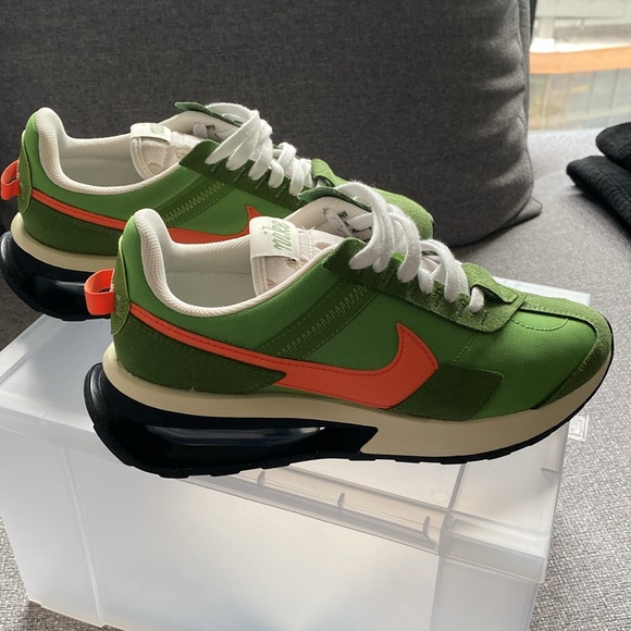 Air Max Pre-Day - Picture 3 of 7